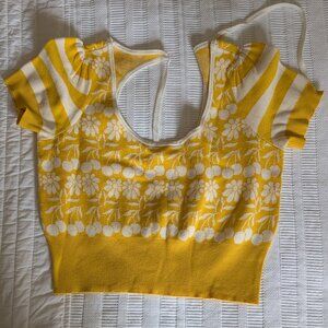 Maeve Anthropologie Short Sleeve Scoop Neck Cherry Print Top